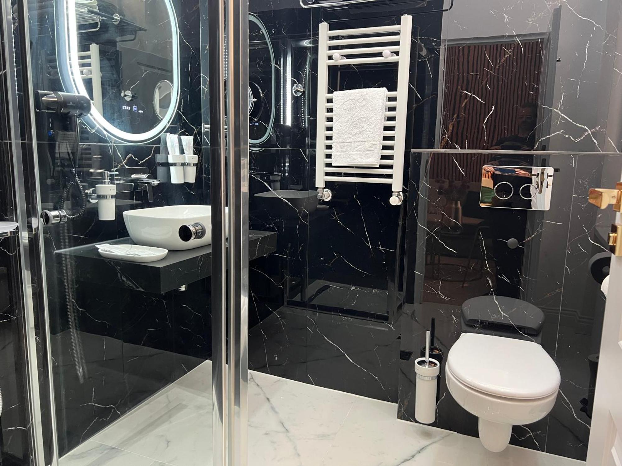 Deluxe Downtown Appartamento *